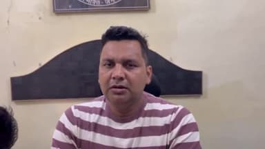 टीकमगढ़: कोतवाली टीकमगढ़ के प्रभारी आनंद राज ने जिलेवासियों से की अपील,दिवाली पर पटाखे जलाते समय सुरक्षा व सावधानी का रखें ध्यान