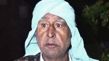 चरखी दादरी: अटेलानया सरपंच व पूर्वइनेलो हल्का अध्यक्ष कृष्ण सांगवान के पिता शीशराम पहलवान का हुआ निधन, मौजिज व्यक्तियों ने जताया शोक