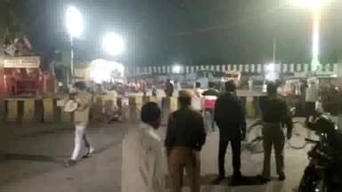 मथुरा: नए बस स्टैंड के समीप   गाड़ी चालक से लुटेरे किनौरो ने की लुट  गाड़ी चालक के लुटे रुपए क्षेत्र में किनौरौ का आतंक