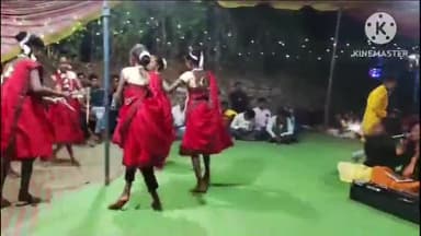 ग्राम नावापारा में मां लक्ष्मी उत्सव समिति के द्वारा डांडिया कार्यक्रम का किया गया आयोजन