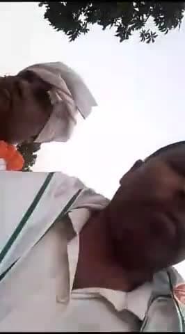 कुसम्महा गोवर्धन पर्वत पूजा समिति द्वारा आयोजित दंगल प्रतियोगिता समारोह को संबोधित करते हुए कहा कि भगवान श्री कृष्ण जी के संदेश को अपने अंदर समाहित कर माखन मिश्री का खाए ,नशीला पदार्थ को त्याग करे।
भाई दिनेश