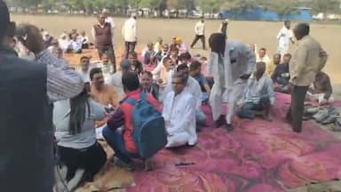 करनाल: शुगर मिल परिसर में प्रदेश भर के मिल कर्मचारियों ने अपनी मांगों को लेकर दिया धरना