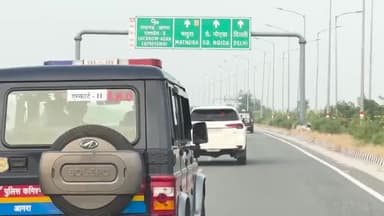 वो किसना है... | मथुरा-वृंदावन
(श्रीकृष्ण मंदिर दर्शन | मथुरा-वृंदावन | 13-11-2023)
#जयश्रीराधे #जय_श्री_राधे_कृष्ण #vrindavan #radhekrishna #radhe #mathura #UttarPradesh #Maharashtra #HareKrishna #DevendraFadnavis