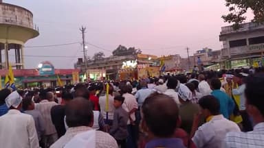 पंजाब के मुख्यमंत्री श्री भगवंत मान ने आप उम्मीदवार प्रशांत भाऊ मेश्राम के लिए लगभग 3 किलोमीटर लम्बा रोड शो किया |