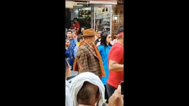 शूटिंग के दौरान बॉलीवुड अभिनेता नाना पाटेकर ने वाराणसी में एक लड़के को मारा थप्पड़, वीडियो वायरल