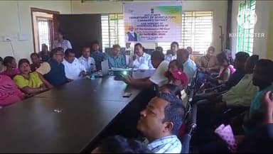 সোণাৰি: সোণাৰি কৃষি বিষয়াৰ কাৰ্যালয়ত প্ৰধানমন্ত্ৰী কিষাণ সন্মান নিধি আঁচনিৰ ১৫নং কিস্তিৰ অনুদান সভাত বিধায়ক ধৰ্মেশ্বৰ কোঁৱৰ