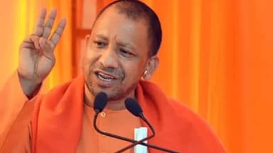 पवई: उत्तर प्रदेश के मुख्यमंत्री योगी आदित्यनाथ पहुंचे पबई, भाजपा कार्यकर्ताओं ने किया स्वागत