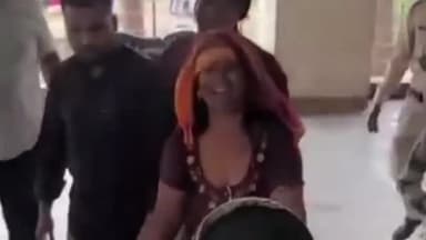 करनाल: निसिंग के पास तेल टैंकर और सवारी से भरे टेंपो में हुई टक्कर, घायलों पहुंचे केसीएमसी इमरजेंसी