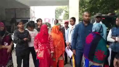 मथुरा: अंतापाड़ा क्षेत्र में पड़ोसी द्वारा की गई मारपीट के मामले में मृतक के परिजनों ने SSP से की शिकायत