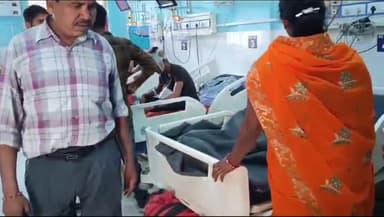 गुमला: बहेराटोली में खड़े ट्रक को बाइक सवार ने मारा धक्का दो घायल,एक रिम्स रेफर