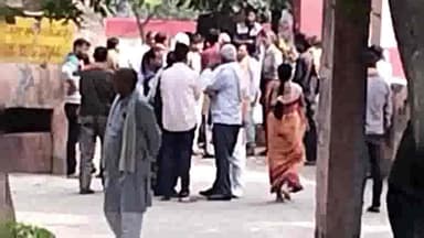 मथुरा: रिफाइनरी के आंगनपुरा के समीप बाइक सवार पति-पत्नी को कॉन्ट्रा ट्रक ने रौंदा टक्कर से विवाहिता की हुई मौत