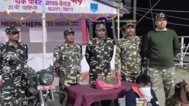 सिधाव: वाल्मीकि नगर गंडक बराज से एक किलो गांजा के साथ एक नेपाली तस्कर गिरफ्तार