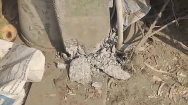 करनाल: मीनार रोड पर ओवरलोड ट्रक ने बिजली के खंभे में मारी टक्कर, तार टूटने से मार्केट की बिजली हुई गुल