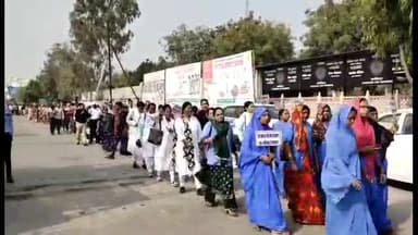 निम्बाहेड़ा: निंबाहेड़ा में रिटर्निग अधिकारी के नेतृत्व में निकली छात्रा प्रतिशत मतदान करने के लिए जागरूकता रैली दिया संदेश