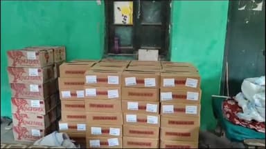 सासाराम: चेनारी थाना के पुलिस ने सबराबाद गांव के NH-2 पर से 101 कार्टून आवेदन अंग्रेजी शराब किया बरामद।