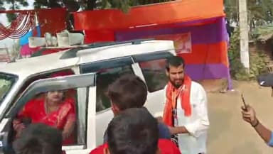 जगदीशपुर: नगर के विभिन्न कार्यक्रमों में बीजेपी जिला महामंत्री सह जिला परिषद सदस्य पूनम कुशवाहा हुई शामिल