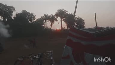 पोड़ैयाहाट: चीर नदी के तट पर पोरैयाहाट छठ घाट में उगते सूरज को अर्घ्य  देने के साथ ही छठ महापर्व का हुआ समापन