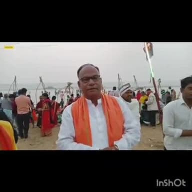 सूर्योपासना का महापर्व उदियमान सूर्य अर्घ्य के साथ छठ पूजा संपन्न हुआ सूर्य  देवता सबको शांति और खुशहाली प्रदान करें।