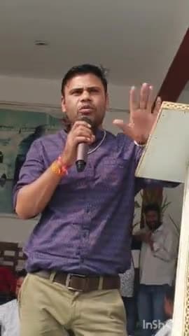 कल युवा जाट महापंचायत मैं हिंदुस्तान जाट महासभा के राष्ट्रीय अध्यक्ष डॉ नरेश मदेरणा जी ने संबोधित करते हुए युवा जाट महासभा महाराजा सूरजमल यूथ बिग्रेड ने अपना पूर्ण समर्थन गिरिश चौधरी बसपा प्रत्याक्षी को दिया ।
और हर घर जाने का वादा किया