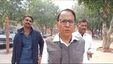 किरावली: फतेहपुर सीकरी घूमने आये अमेरिका के दो पर्यटकों को नही मिली बस,निराश होकर मुगलिया स्मारकों को बिना देखे लौटे दिल्ली