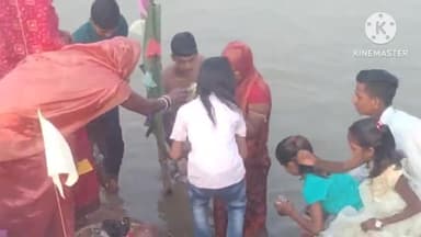 सादपुर पंचायत के सभी छठ घाटों पर उगते सूर्य को अर्घ्य के साथ चार दिवसीय छठ महापर्व हुआ संपन्न