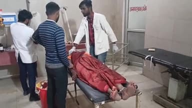 पडरौना: मठिया चौराहे पर अनियंत्रित बाइक सवार के पीछे बैठी महिला गिरकर हुई गंभीर रूप से घायल जिला अस्पताल से डॉ.कियें रेफर