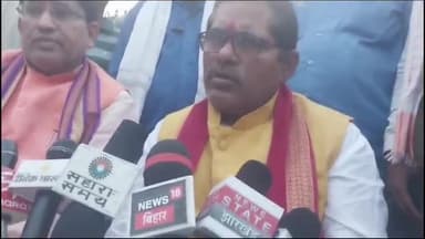 बरौली: बैकुंठपुर में शराब माफिया को बचा रहा प्रशासन, यह दुखद : बिहार विधान परिषद के नेता प्रतिपक्ष हरि साहनी ने कही बात।