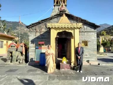 उच्च श्रंखलाओं को छूने का है यदि इरादा तो झुक कर चलना सीख लें