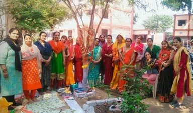 सिहोरा: सिहोरा तहसील में अक्षय नवमी पर महिलाओं ने लगाई परिक्रमा आंवला के पेड़ का पूजन कर भगवान से मांगी सुख समृद्धि