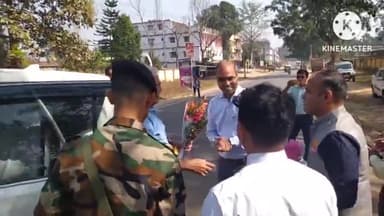 घाघरा: बिशुनपुर जाने के क्रम में घाघरा ब्लॉक के समीप झारखण्ड के पूर्व मुख्य सचिव आर एस शर्मा का हुआ स्वागत,dc ddc हुए शामिल