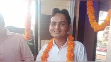 बदायूं: निजामपुर गांव के पास लोडर वाहन से गिरकर होटल कर्मचारियों की हुई मौत,परिजनों ने धक्का देकर मारने का आरोप लगाया