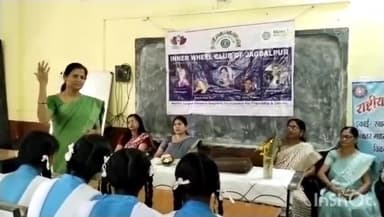 जगदलपुर: इनर व्हील क्लब ने स्वामी आत्मानंद उत्कृष्ट हिंदी माध्यम उच्चतर माध्यमिक विद्यालय तितिरगांव में चलाया गया जागरुकता अभियान