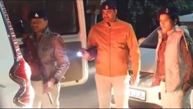 डेहरी: स्पेशल ड्राइव के दौरान विभिन्न थाने क्षेत्र में अभियान चलाकर 14 आरोपियों को पुलिस ने किया अलग अलग जगहो से गिरफ्तार