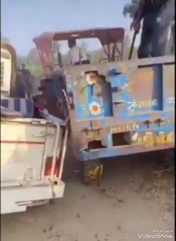 जालौर: रॉयल्टी कर्मियों ने ट्रैक्टर ड्राइवरो से की मारपीट लाठी लोहे के सरिया से जमकर हुई तोड़फोड़