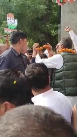 आज जाट महासभा के राष्ट्रीय अध्यक्ष डॉ नरेश मदेरणा महाराजा साहब के साथ रहे और घर घर जाकर अपनी समाज के लिए वोट मांगे।