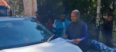 चुराह: सड़क सुरक्षा अभियान को लेकर जागरुकता फैला रहा परिवहन विभाग चम्बा 
#transportdepartment #rtochamba #awareness #chambanews