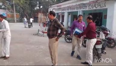 फारबिसगंज: राजस्व विभाग के अपर सचिव ने फारबिसगंज अंचल कार्यालय का निरीक्षण किया.