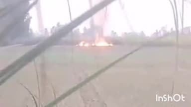 गोला गोकरणनाथ: पराली जलाने की घटनाओं पर अंकुश न लगा पाने पर मालपुर और अहमदनगर क्षेत्र के लेखपालों को एसडीएम गोला ने किया निलंबित