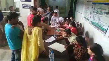 धनबाद/केंदुआडीह: सदर अस्पताल में तनाव मुक्ति शिविर का किया गया आयोजन; पहुंचे रांची से विशेषज्ञ मनोचिकित्सक