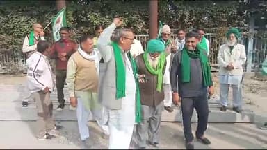 पंचकूला महापड़ाव के लिए करनाल से रवाना हुए भारतीय किसान यूनियन के कार्यकर्ता