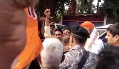 जगदीशपुर: तीन मूर्तियां के पास बीजेपी बिहार प्रदेश अध्यक्ष सम्राट चौधरी का भाजपा कार्यकर्ताओं ने किया भव्य स्वागत