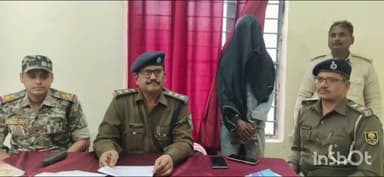 नबीनगर: जनक पोखरा के पास कॉलेज मोड़ से चोरी की बाइक के साथ एक युवक गिरफ्तार, बाइक पर पीछे बैठा युवक फरार