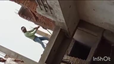 धौलपुर: दबंगो ने लोहे के घन से तोड़ा निर्माणाधीन मकान पुलिस अधीक्षक कार्यालय परपीड़ित ने एसपी से लगाई कार्रवाई की गुहार