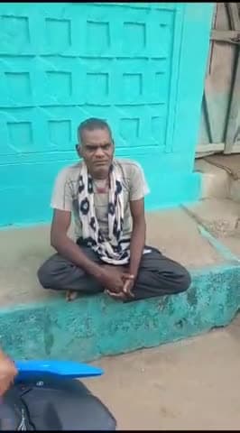 बलौदाबाज़ार: दर्रा निवासी नयन सिंह ने गिरौदपुरी चौकी के आरक्षको पर लगाया शराब मामले में पैसा लेनदेन कर छोड़ने का आरोपी, वीडियो वायरल