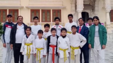 बूंदी: जयपुर सवाई मानसिंह स्टेडियम में आयोजित नेशनल कराटे चैंपियनशिप में बंदी के खिलाड़ियों ने जीते गोल्ड मेडल