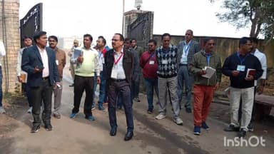 धौलपुर: उप जिला निर्वाचन अधिकारी तथा मुख्य कार्यकारी अधिकारी ने मतगणना स्थल पर लिया व्यवस्थाओं का जायजा