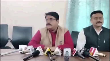 धनबाद/केंदुआडीह: झारखंड गौ सेवा आयोग के अध्यक्ष राजीव रंजन पहुंचे धनबाद के सर्किट हाउस किया प्रेस वार्ता का आयोजन