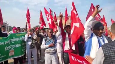 पंचकूला: सेक्टर 5 धरना स्थल में किसानों के महा पड़ाव का तीसरा दिन, तीसरे दिन भी किसानों का प्रदर्शन जारी