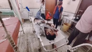 गोपालगंज: बरहिमा मोड़ के पास ट्रक के चपेट में आने से बाइक सवार तीन लोग हुए घायल, सदर अस्पताल में भर्ती