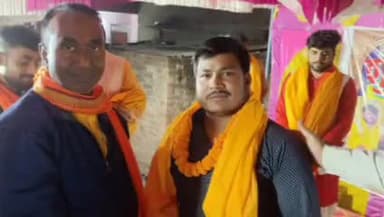 लकड़ी नबीगंज: पकड़ी तिवारी टोला में भंडारा व जागरण कार्यक्रम का हुआ आयोजन